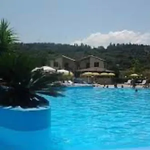 Casa Df Con Piscina Campofelice Di Roccella