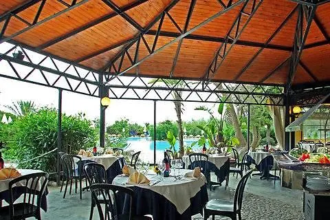 Fiesta Hotel Garden Beach Campofelice Di Roccella Italia